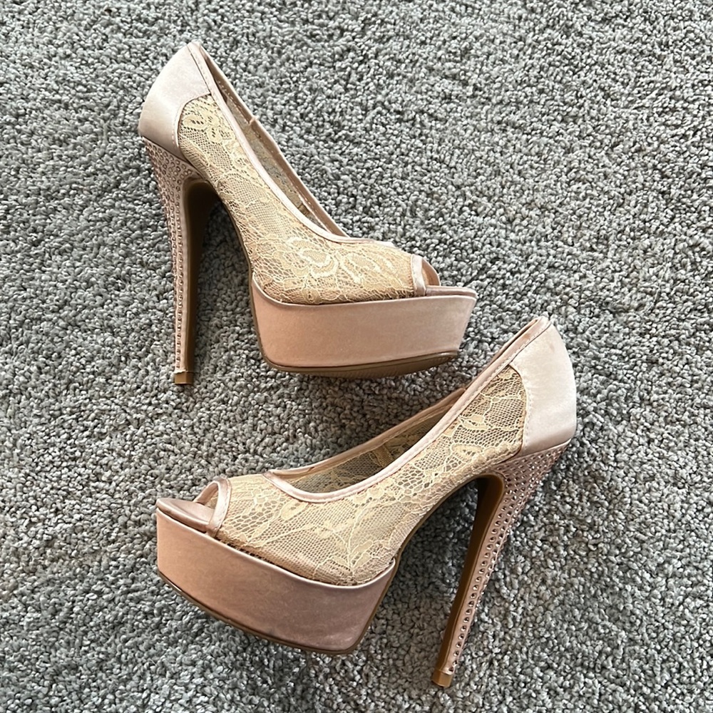 Heels - image 1